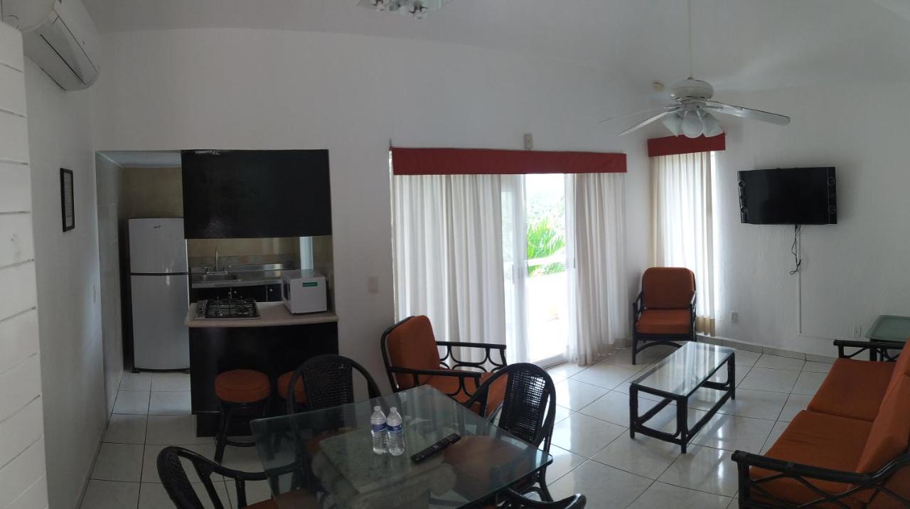 Villas Del Palmar Manzanillo With Beach Club Екстериор снимка